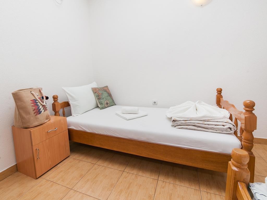 Apartments Viktorija Petrovac Habitación foto