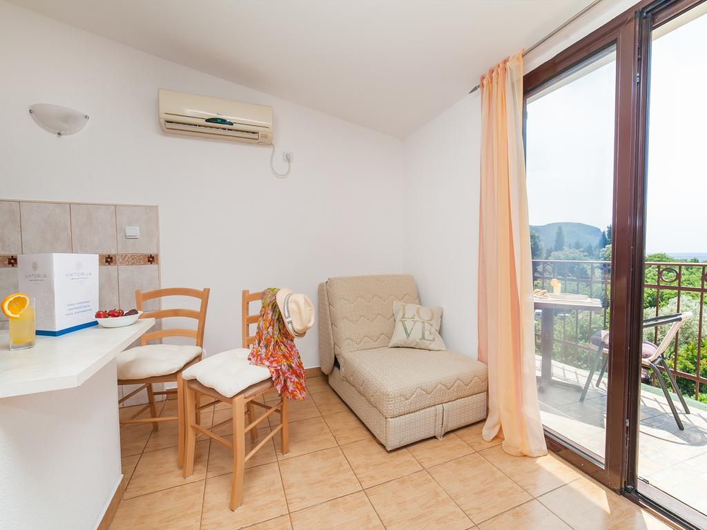 Apartments Viktorija Petrovac Exterior foto